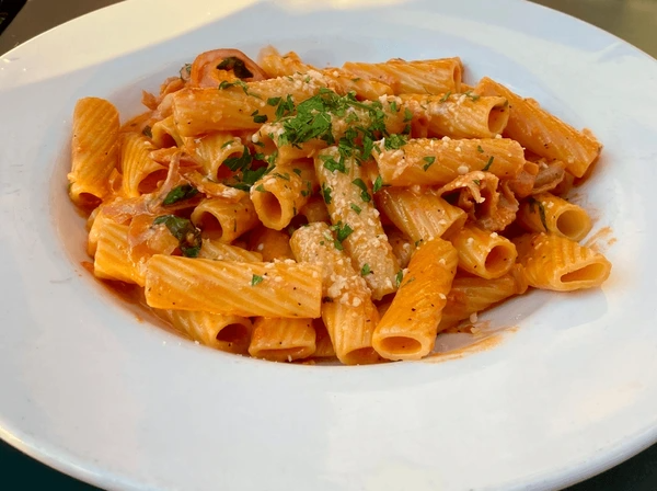 Roasted Red Pepper Rigatoni RECIPE